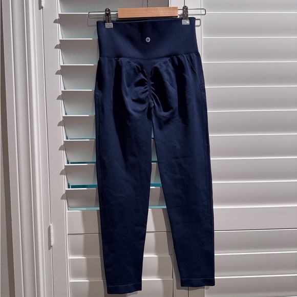 HALARA Seamless Flow Navy Blue Leggings - Picture 2 of 7